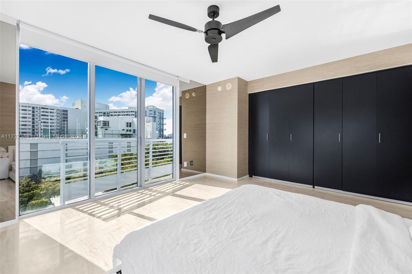 1445 16th St #703, Miami Beach FL 33139