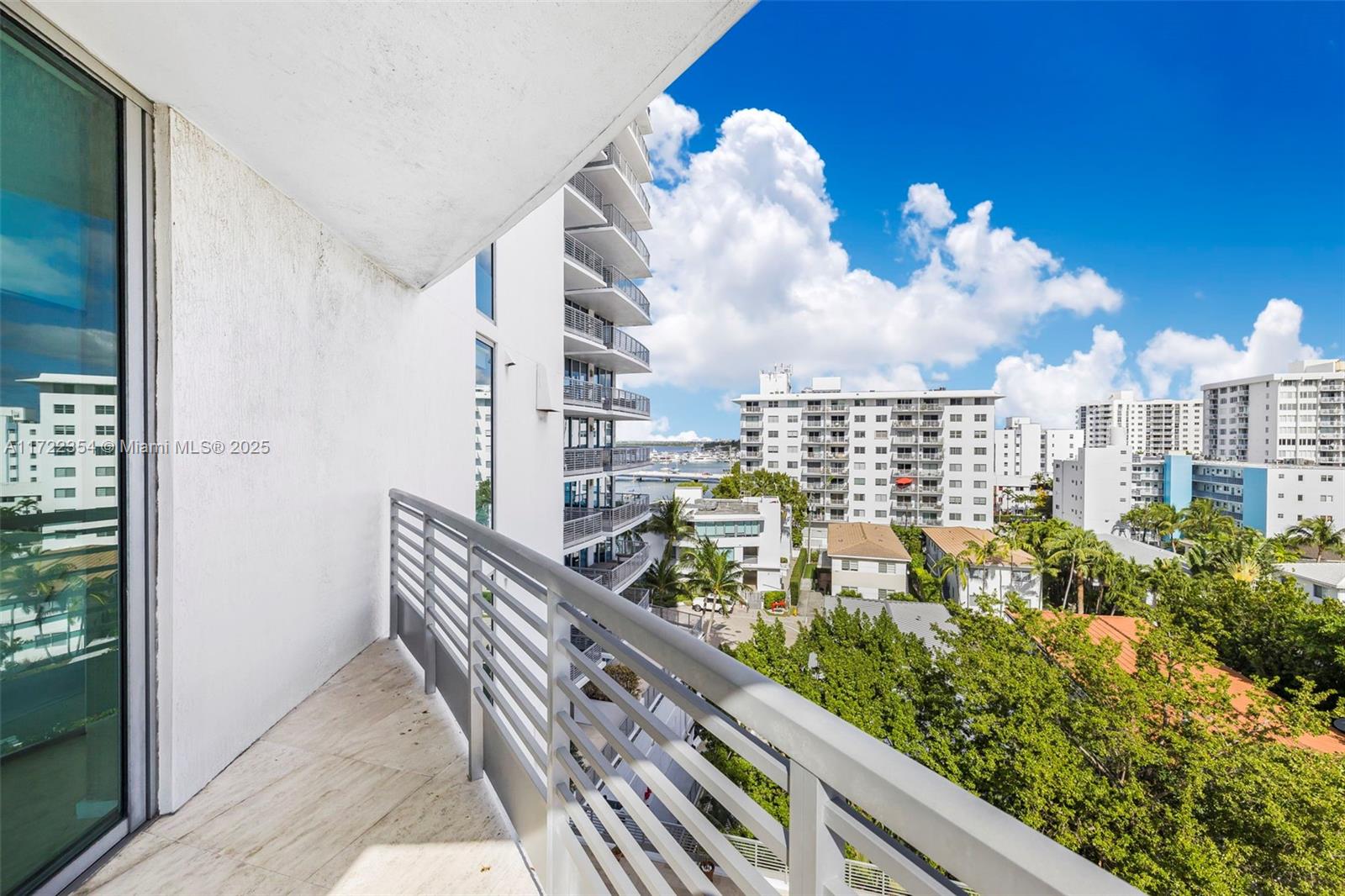 1445 16th St #703, Miami Beach FL 33139