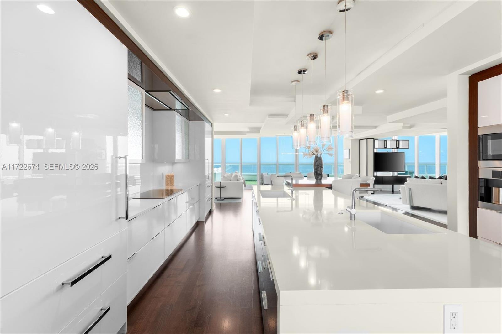 1 N Fort Lauderdale Beach Blvd #2102, Fort Lauderdale FL 33304