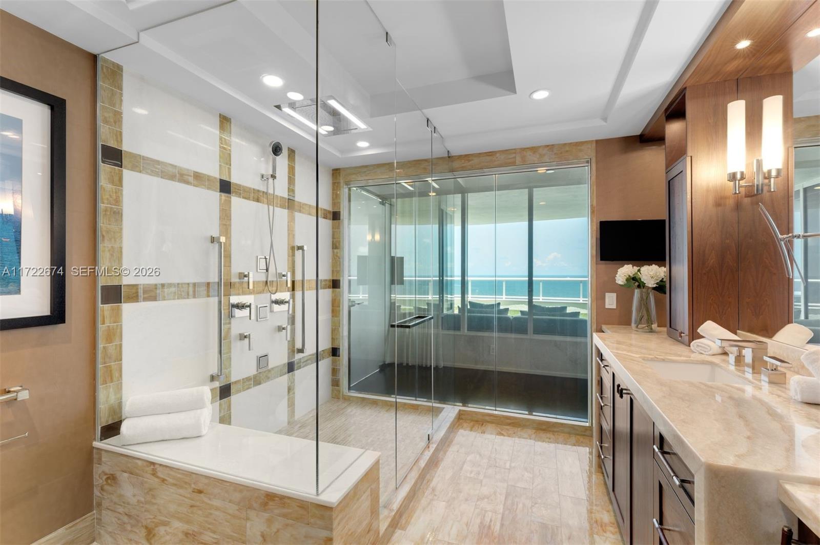 1 N Fort Lauderdale Beach Blvd #2102, Fort Lauderdale FL 33304