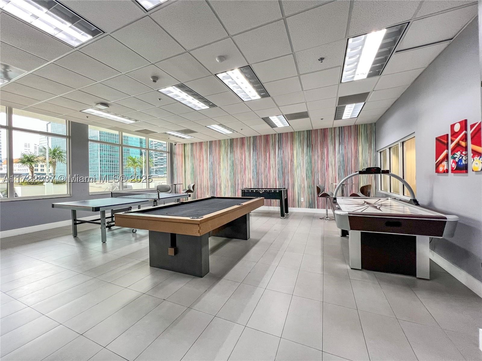 1200 Brickell Bay Dr #2007, Miami FL 33131