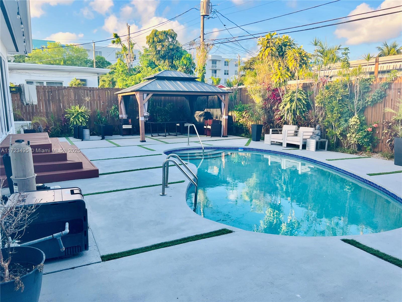 7549 Adventure Ave, North Bay Village FL 33141