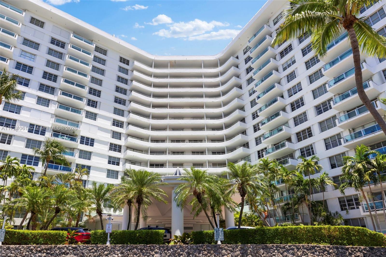 5151 Collins Ave #1722, Miami Beach FL 33140