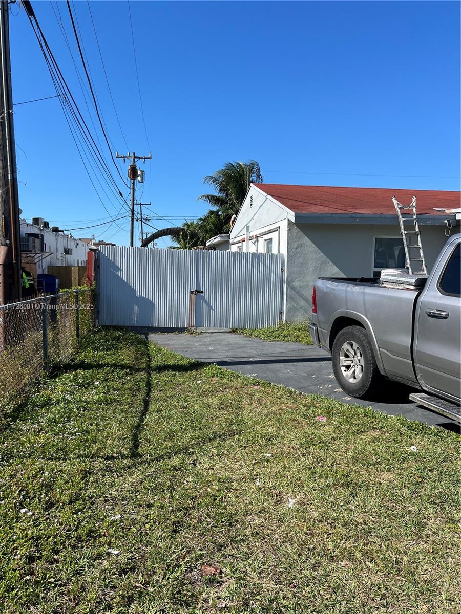 720 NW 30th Ave, Miami FL 33125