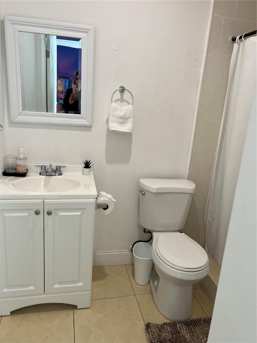 720 NW 30th Ave, Miami FL 33125