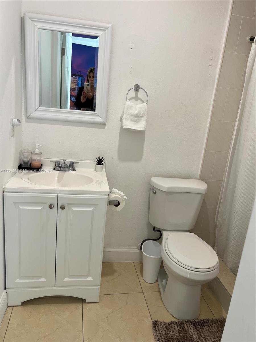 720 NW 30th Ave, Miami FL 33125