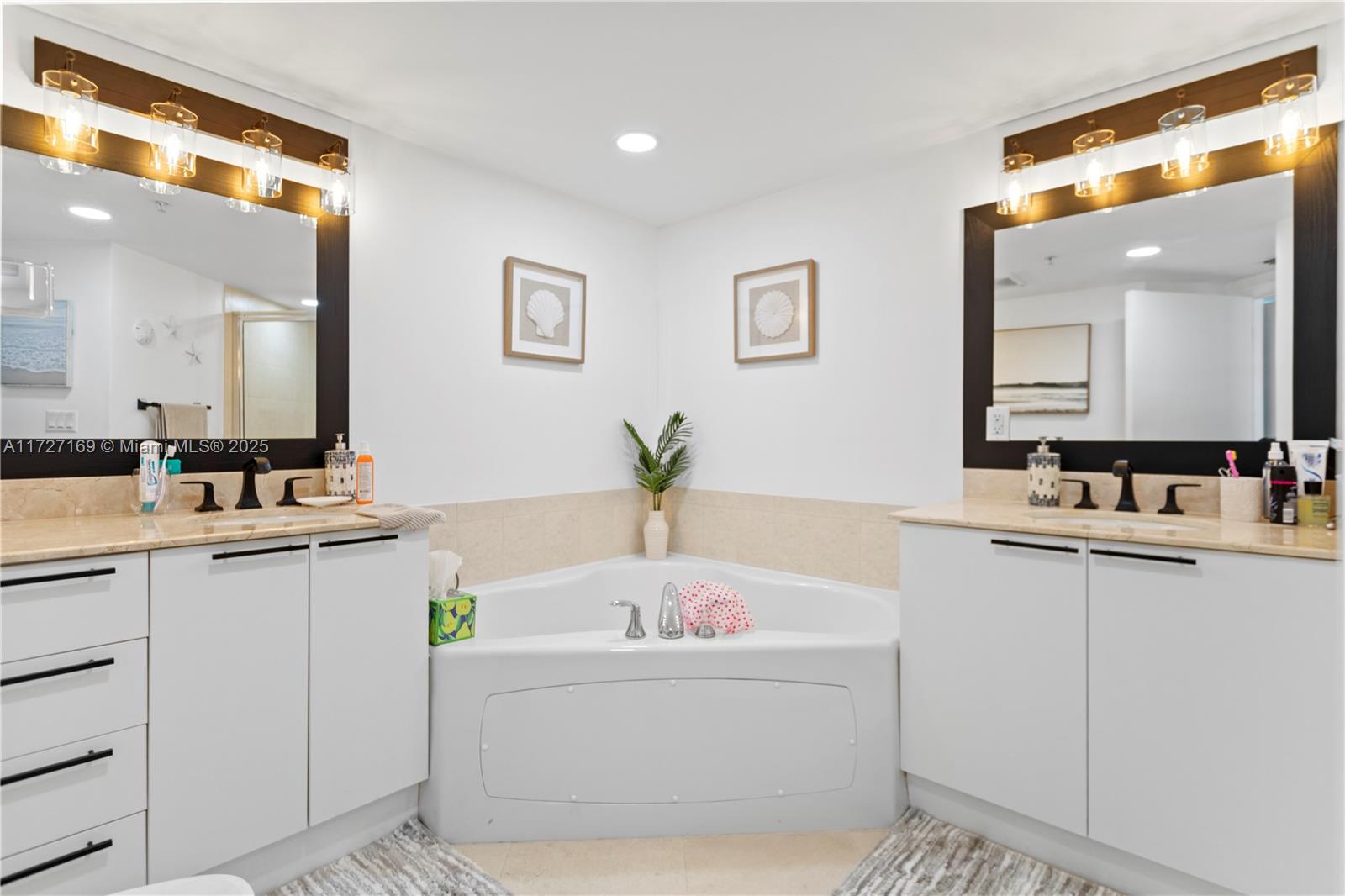 16699 Collins Ave #2709, Sunny Isles Beach FL 33160