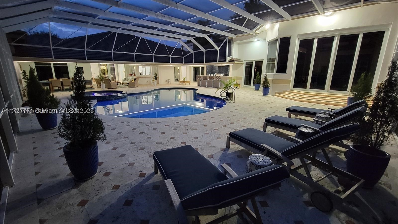 7700 S Woodridge Dr, Parkland FL 33067