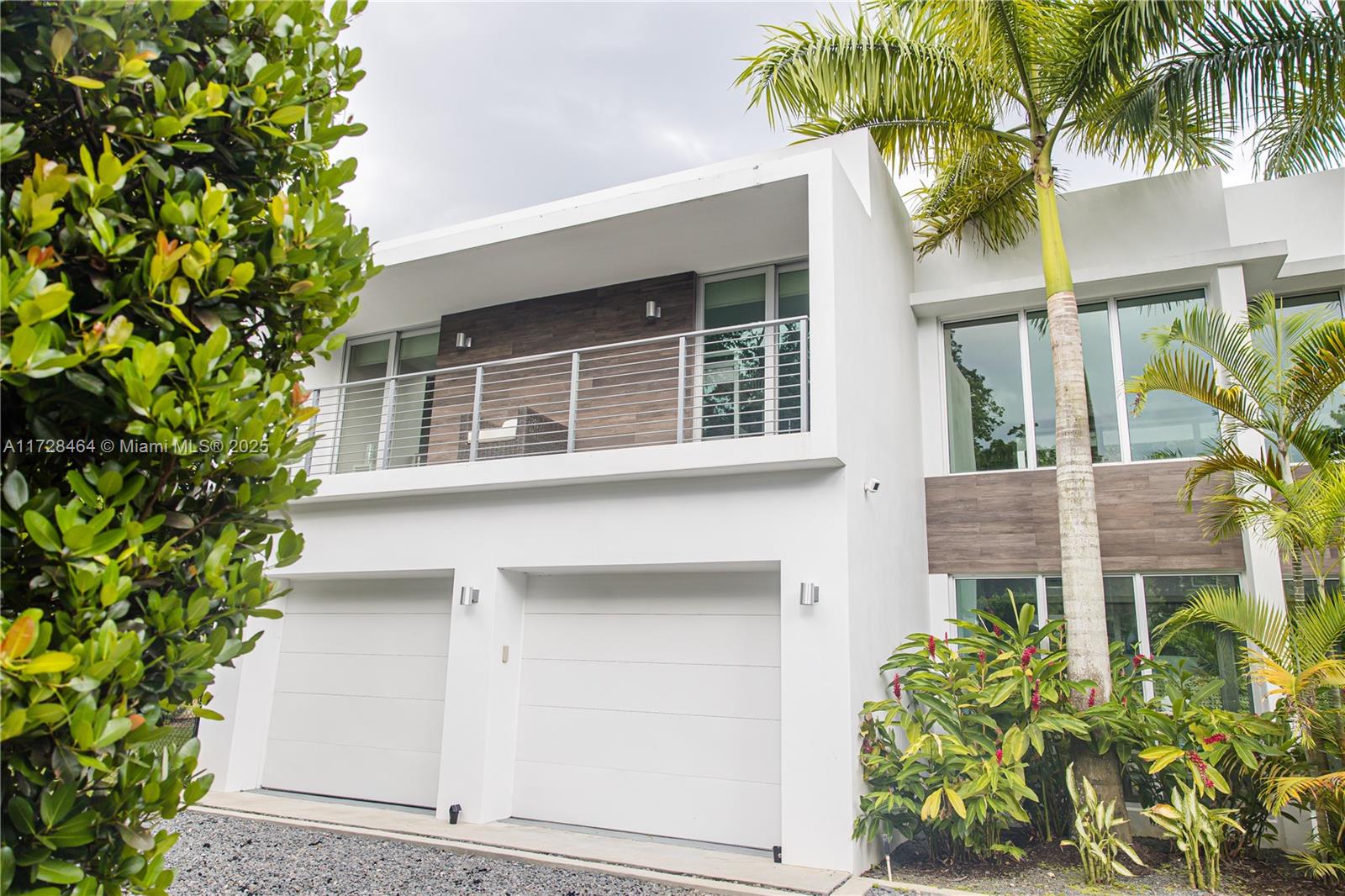 6790 SW 72 STREET, South Miami FL 33143
