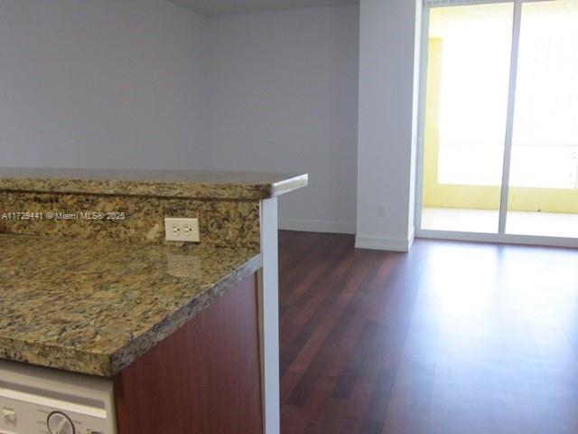 170 SE 14th St #2306, Miami FL 33131
