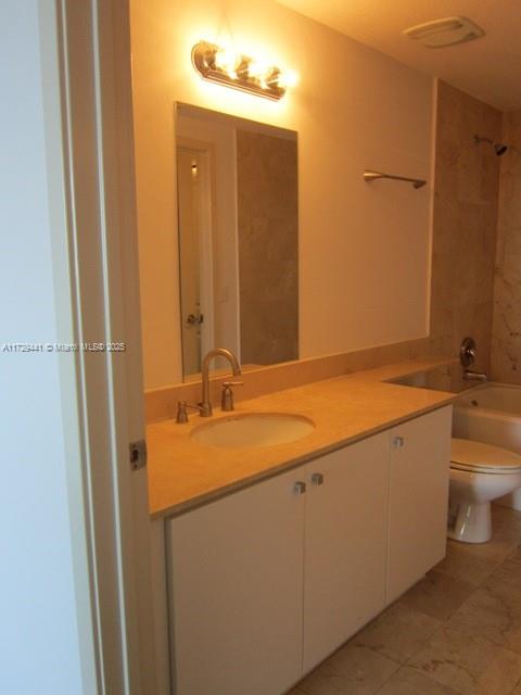 170 SE 14th St #2306, Miami FL 33131
