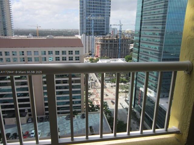 170 SE 14th St #2306, Miami FL 33131