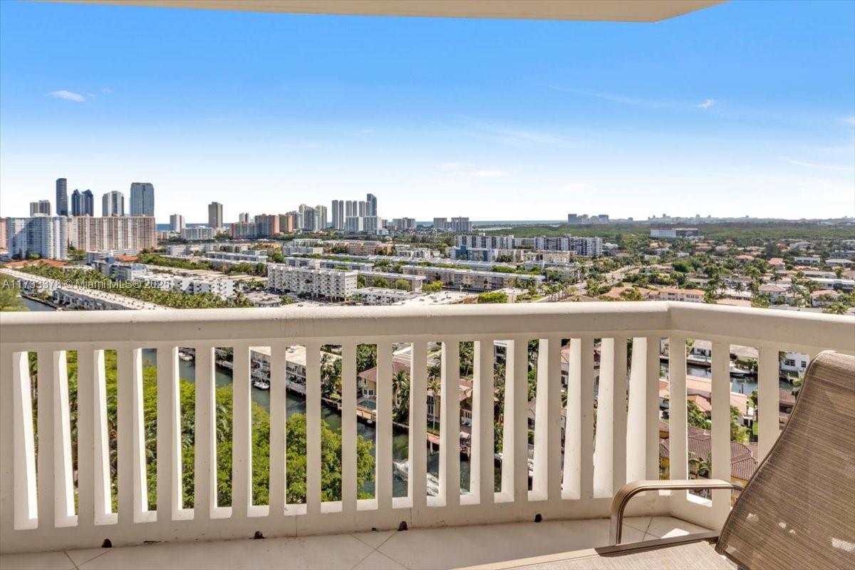 1000 Island Blvd #2003, Aventura FL 33160