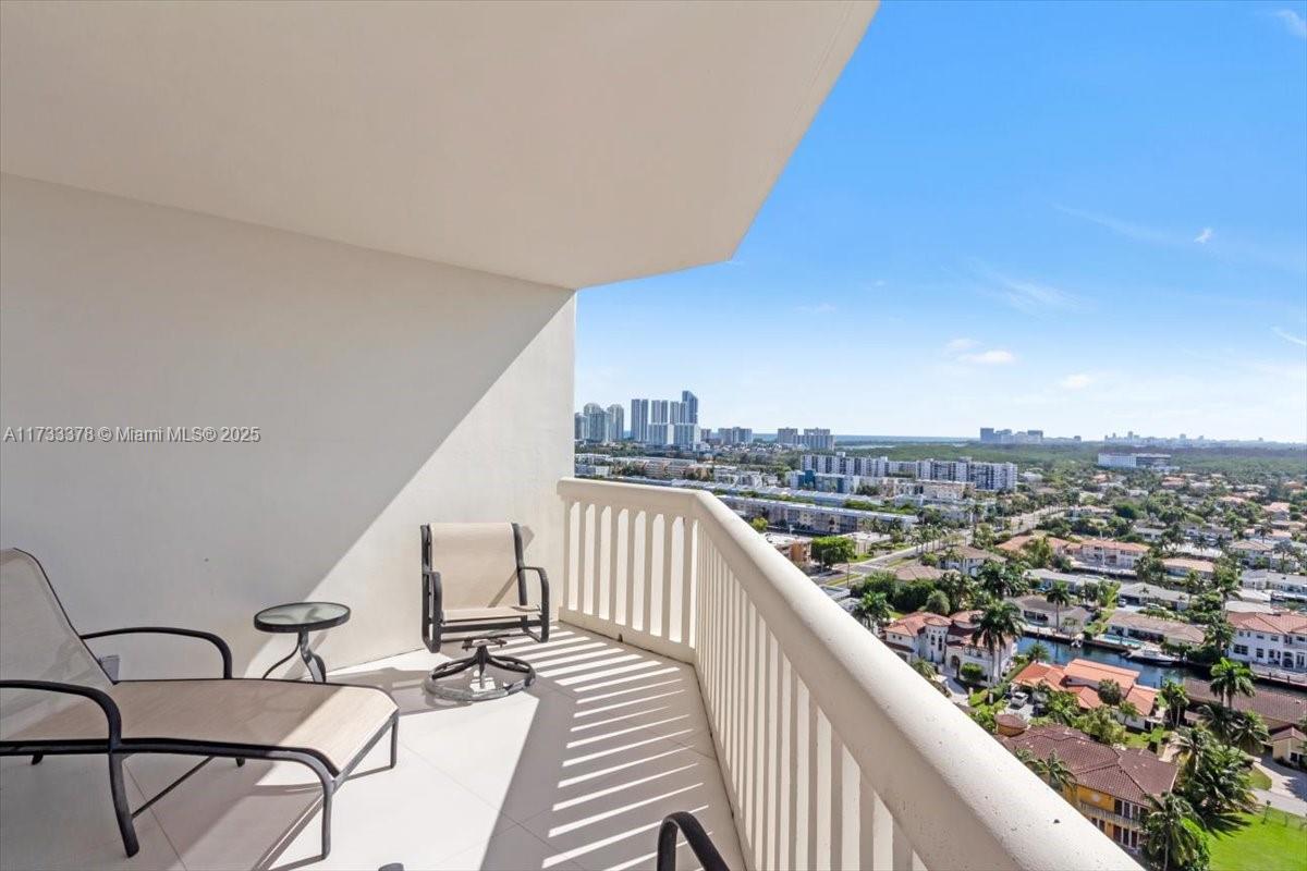 1000 Island Blvd #2003, Aventura FL 33160