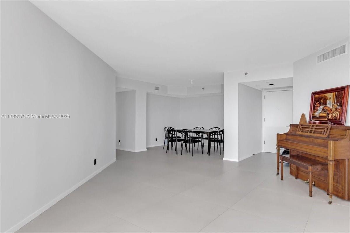 1000 Island Blvd #2003, Aventura FL 33160
