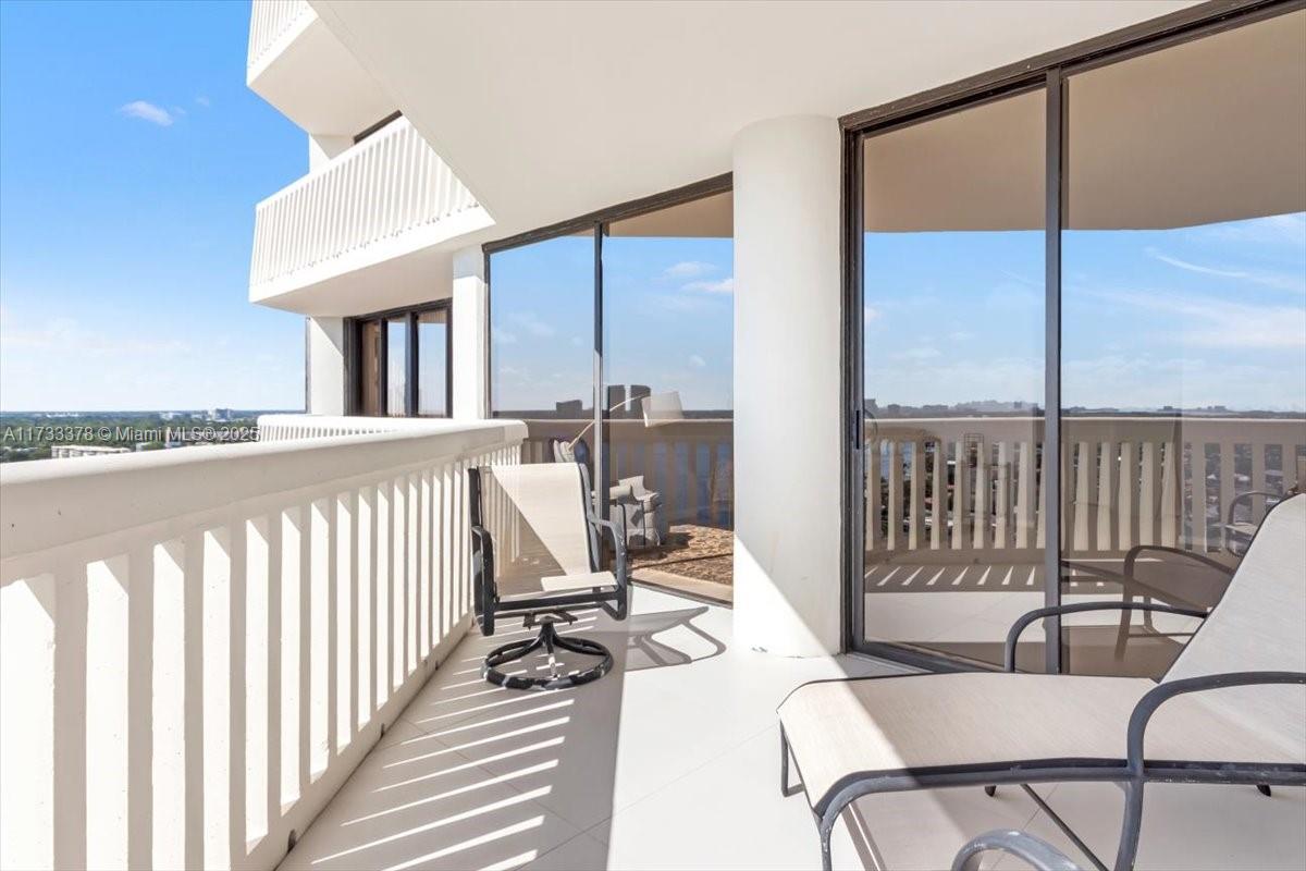 1000 Island Blvd #2003, Aventura FL 33160