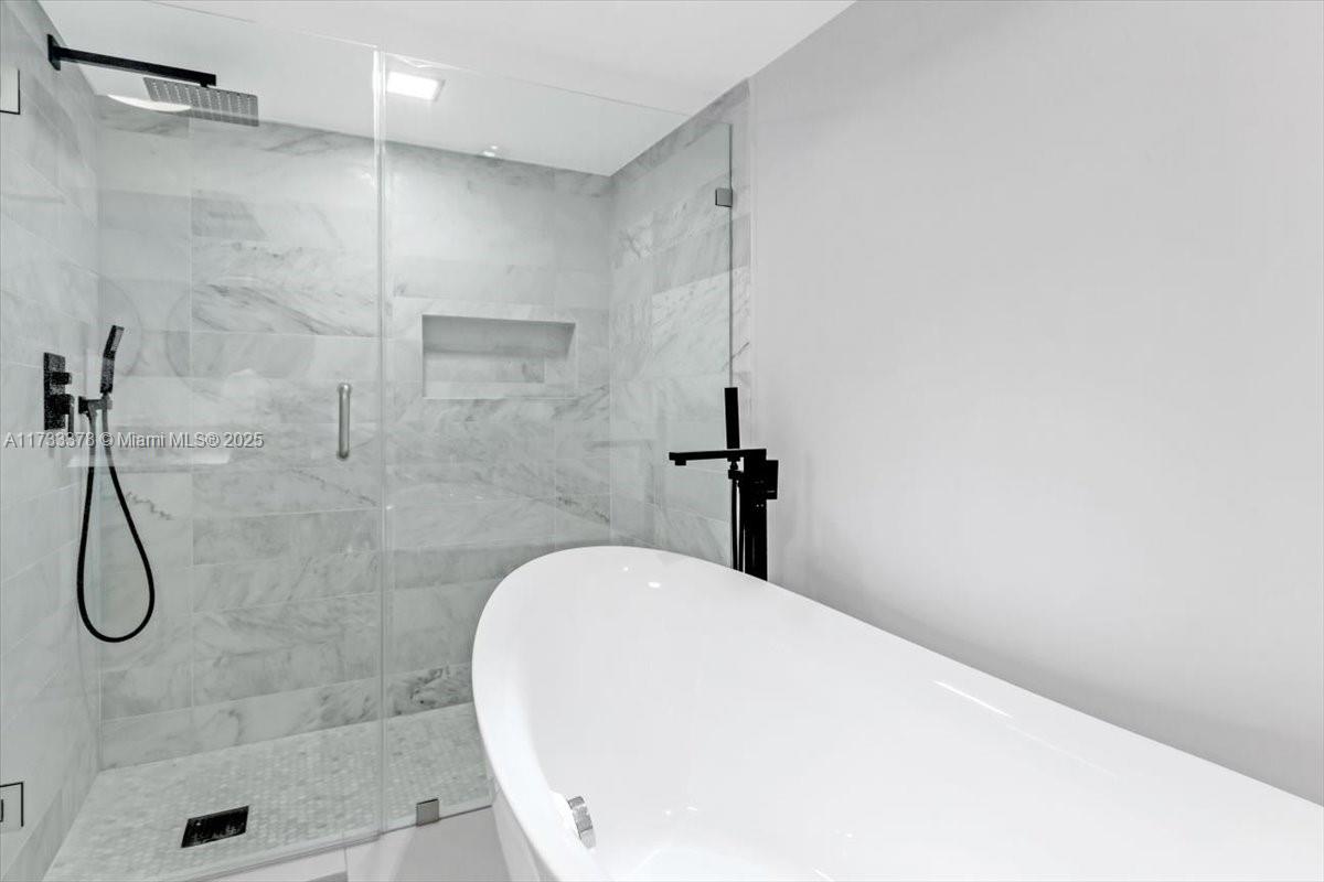 1000 Island Blvd #2003, Aventura FL 33160