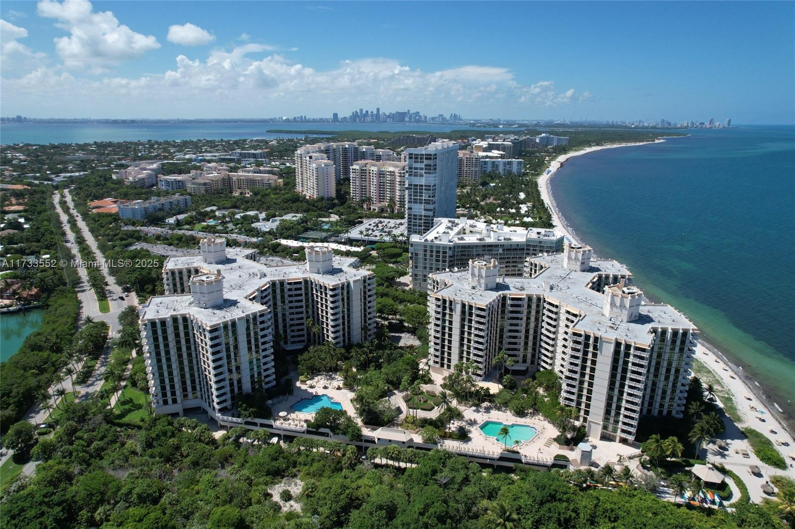 1121 Crandon Blvd #E904, Key Biscayne FL 33149