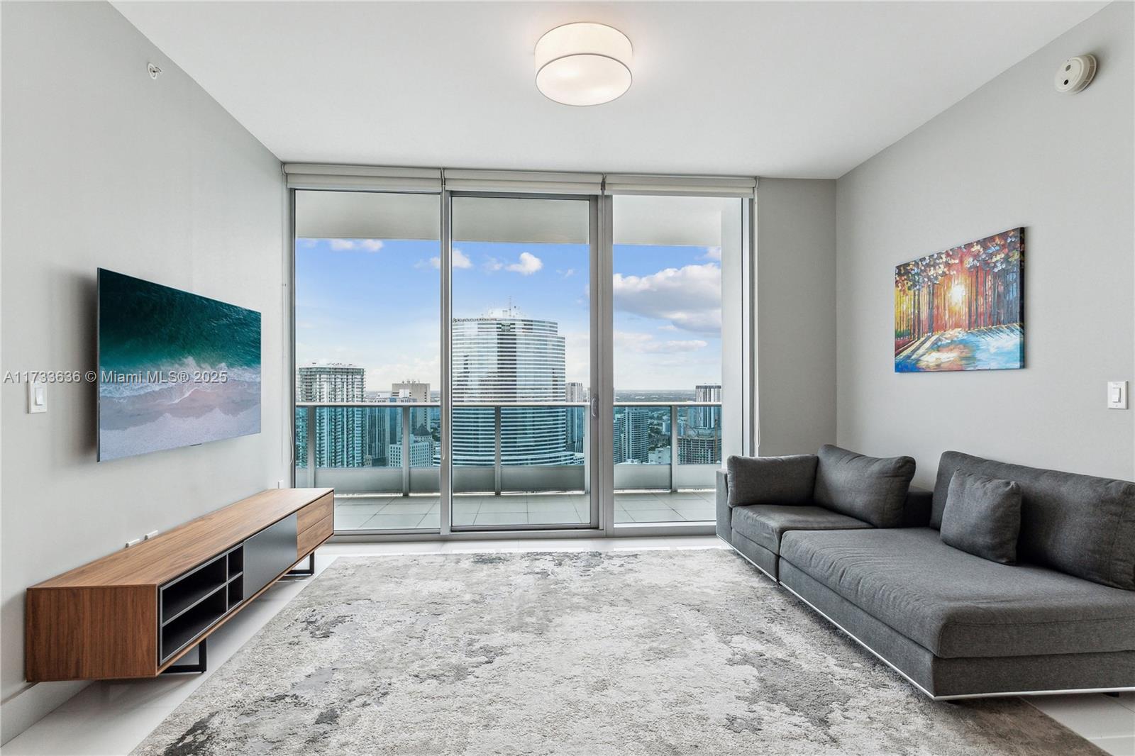200 Biscayne Boulevard Way #4912, Miami FL 33131