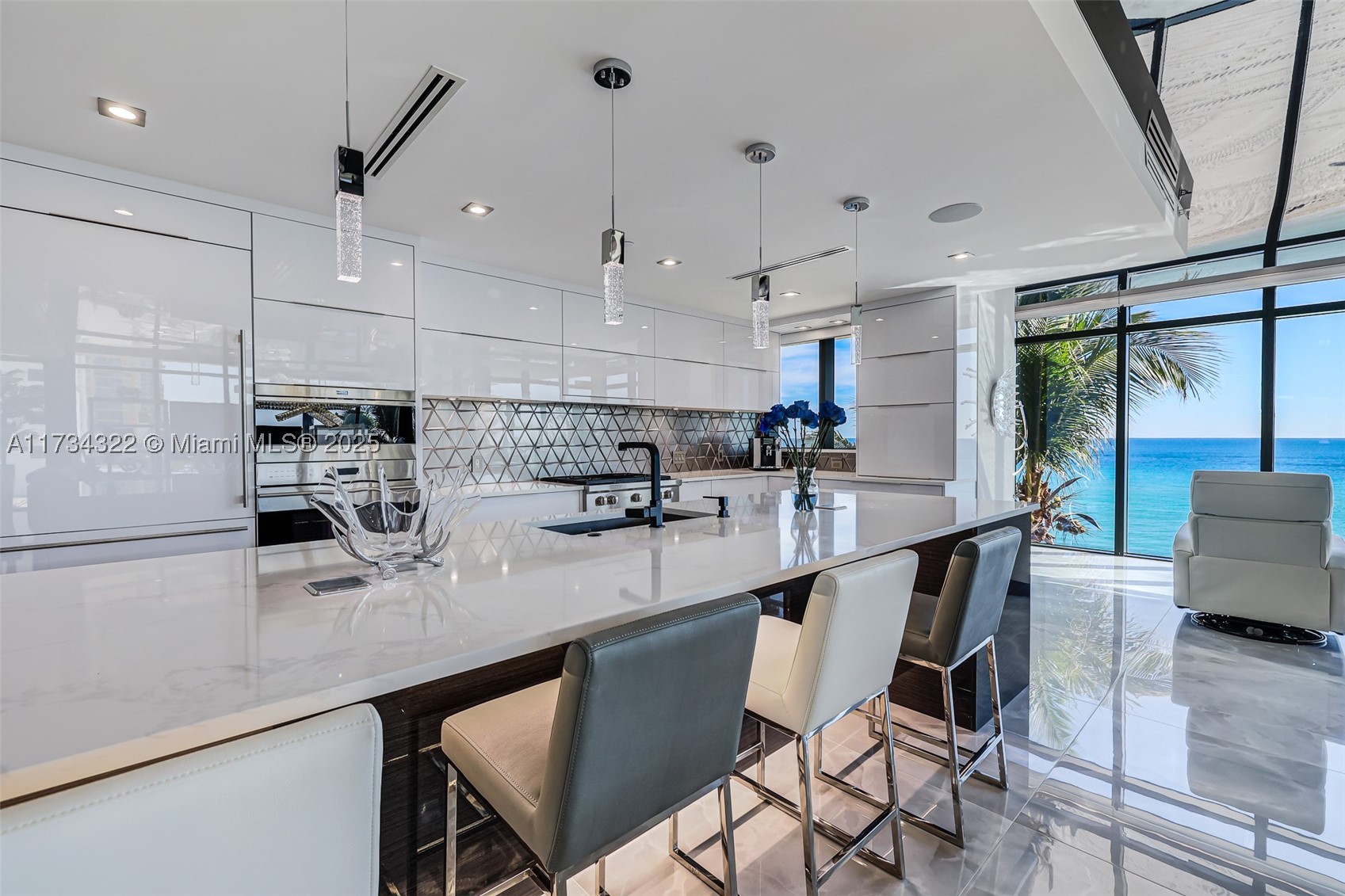 2205 S Surf Rd #4A, Hollywood FL 33019