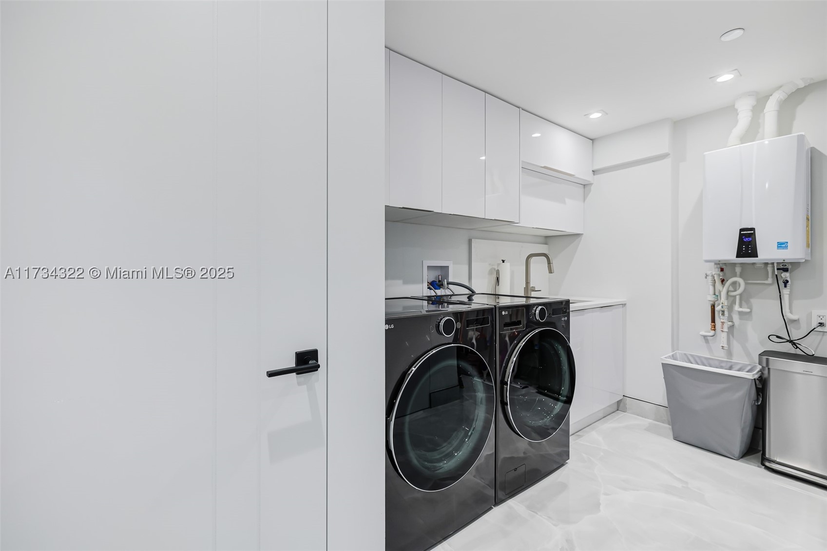 2205 S Surf Rd #4A, Hollywood FL 33019