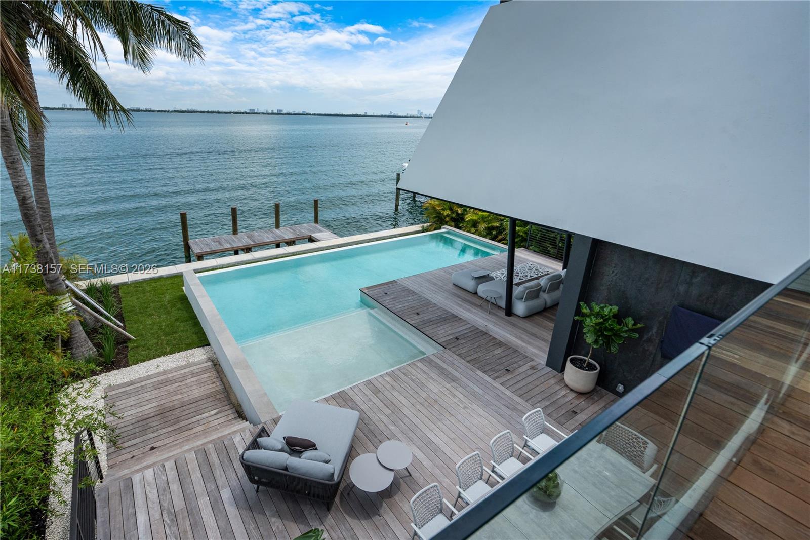 1369 N Venetian Way, Miami FL 33139