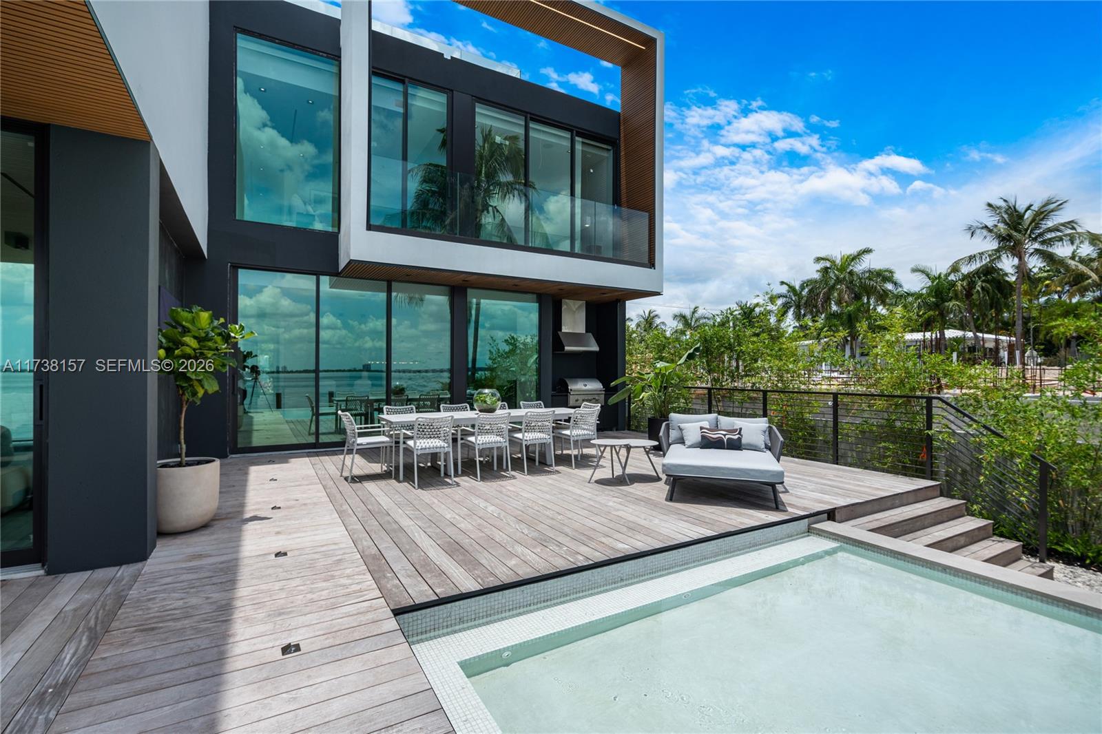 1369 N Venetian Way, Miami FL 33139