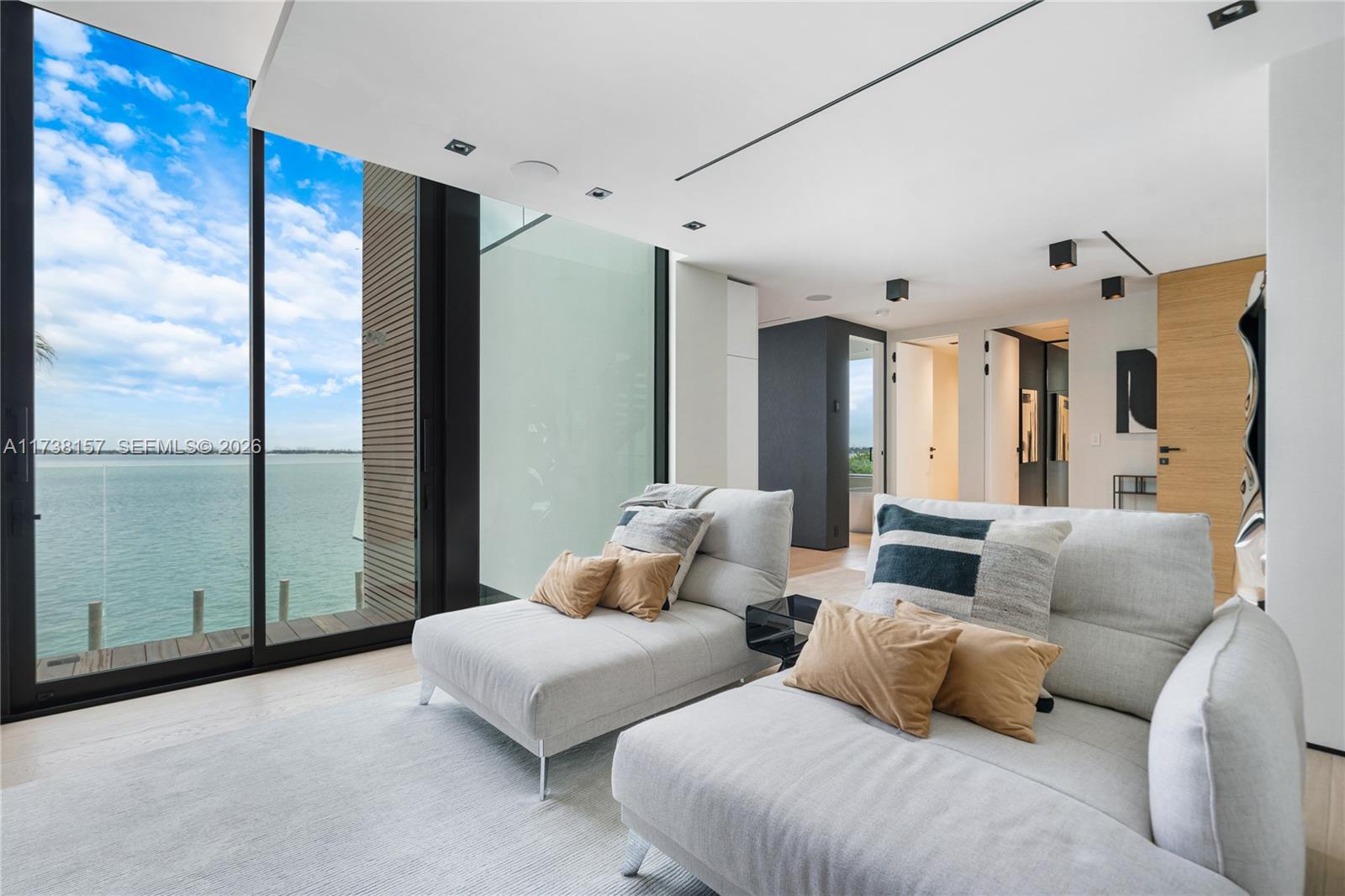 1369 N Venetian Way, Miami FL 33139