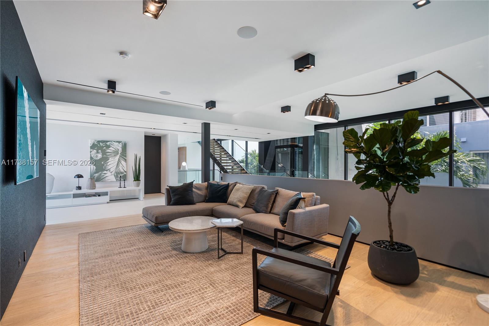 1369 N Venetian Way, Miami FL 33139