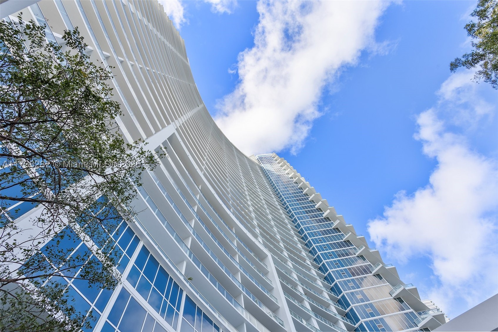 2020 N Bayshore Dr #3307, Miami FL 33137