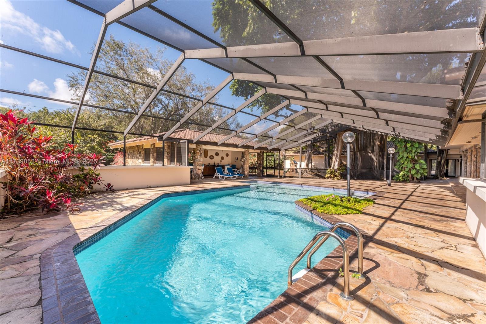 9490 Old Cutler Ln, Coral Gables FL 33156