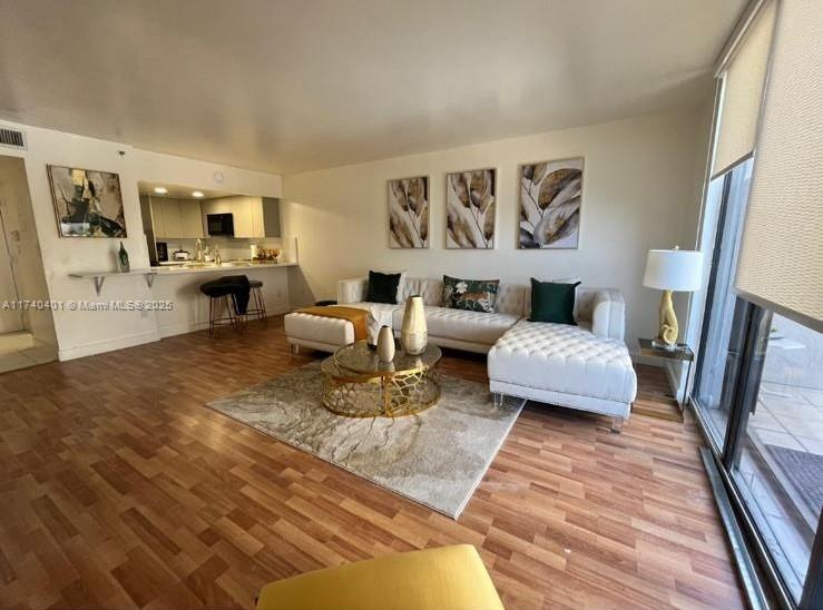 540 Brickell Key Dr #728, Miami FL 33131