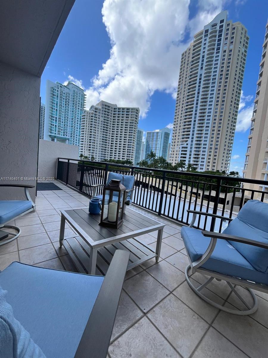 540 Brickell Key Dr #728, Miami FL 33131