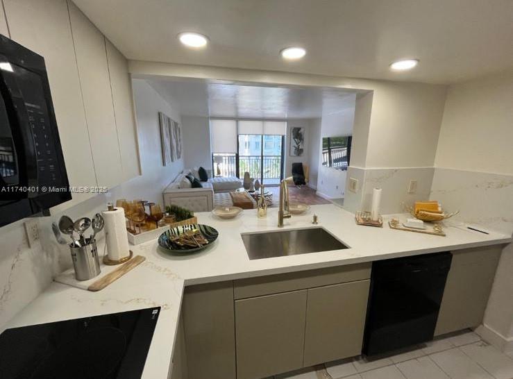 540 Brickell Key Dr #728, Miami FL 33131