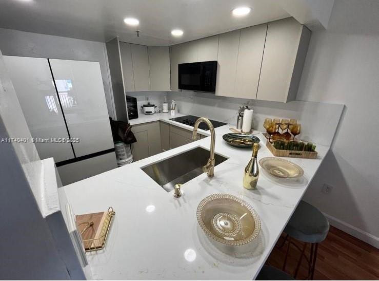 540 Brickell Key Dr #728, Miami FL 33131