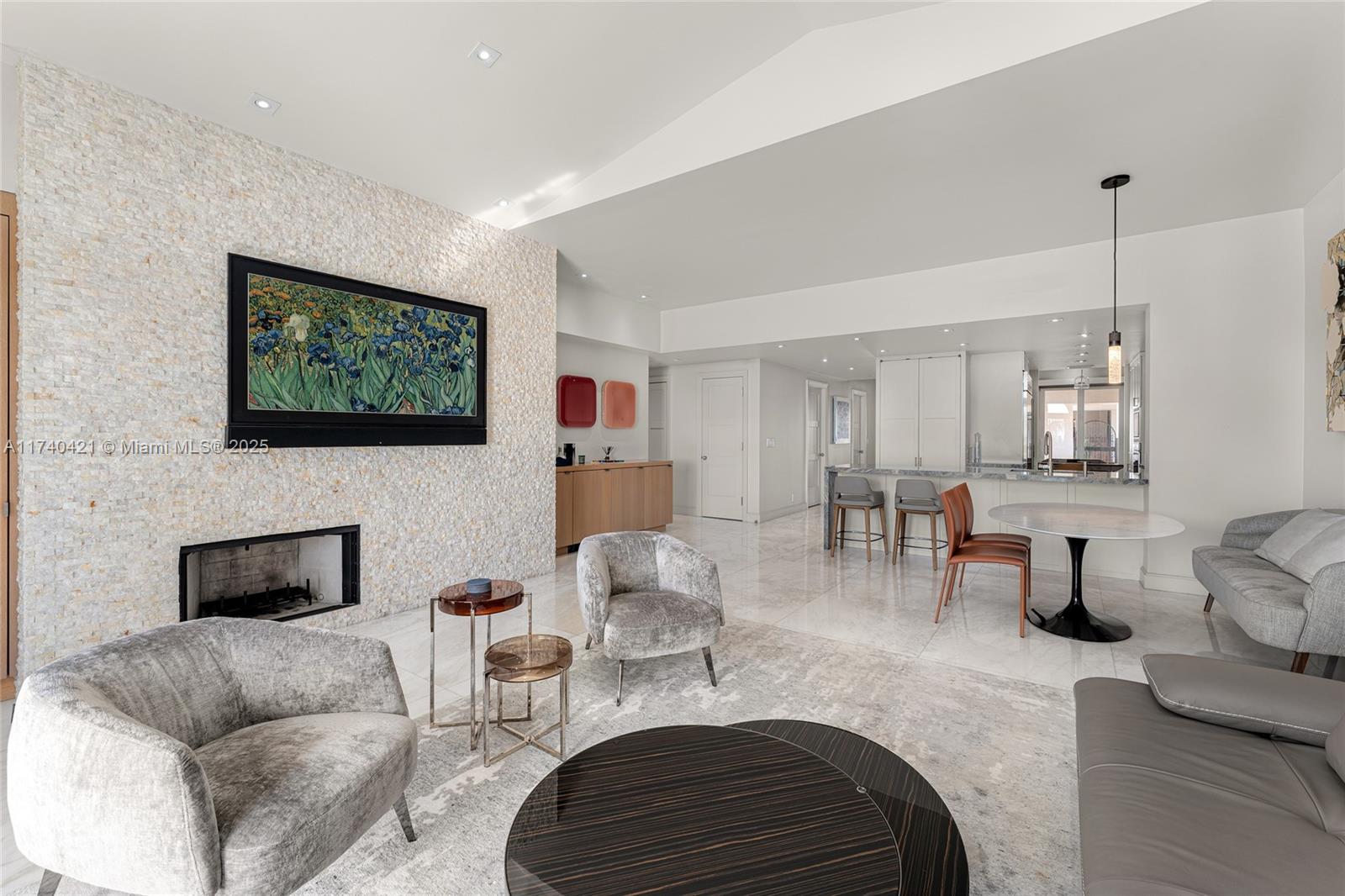 2042 Fisher Island Dr #2042, Miami Beach FL 33109