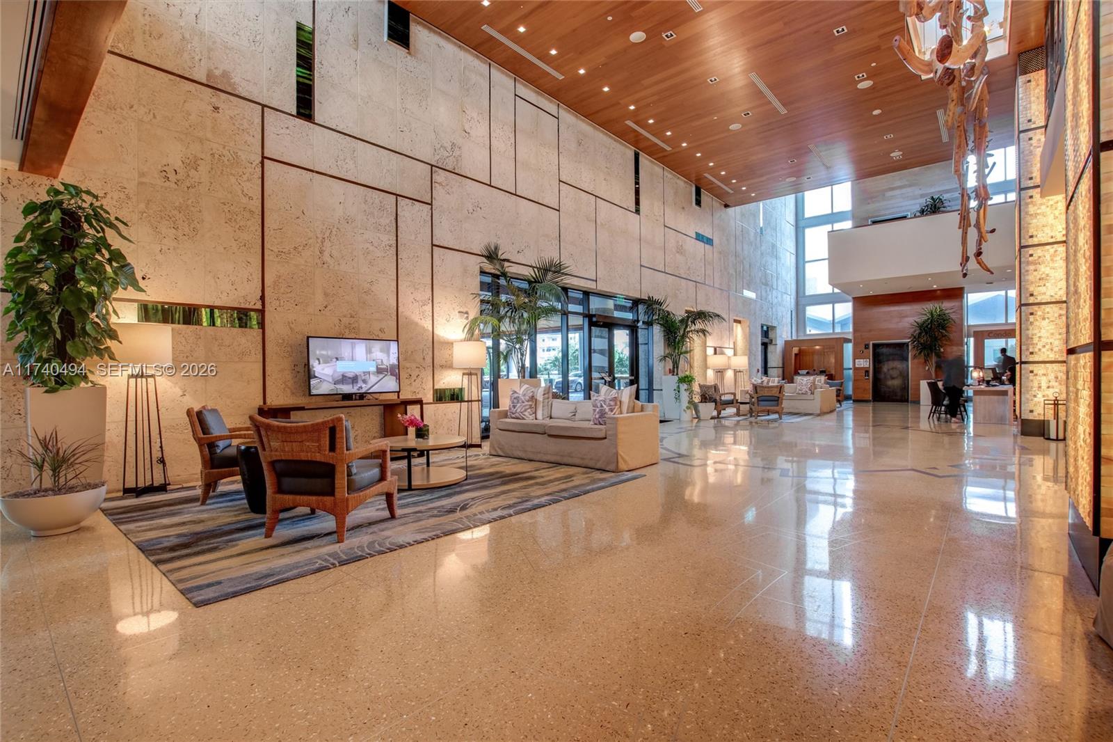 6801 Collins Ave #608 (door 616), Miami Beach FL 33141