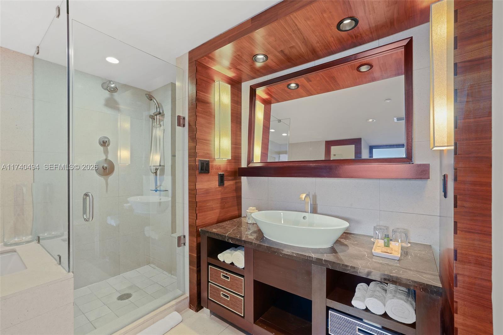 6801 Collins Ave #608 (door 616), Miami Beach FL 33141