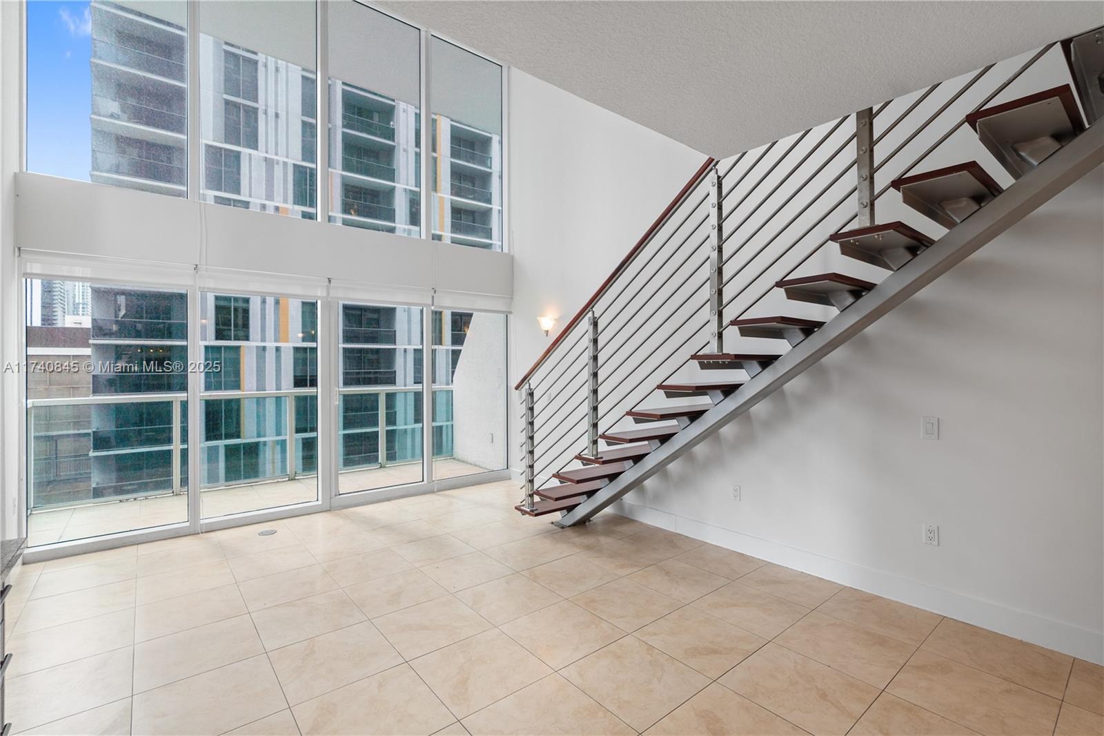41 SE 5th St #802, Miami FL 33131