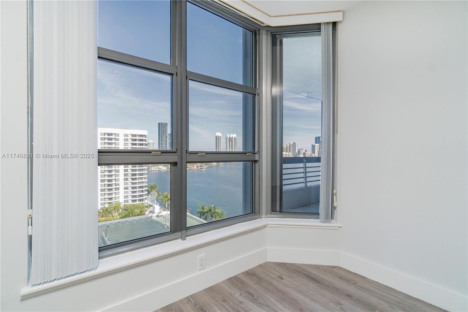 3530 Mystic Pointe Dr #1513, Aventura FL 33180