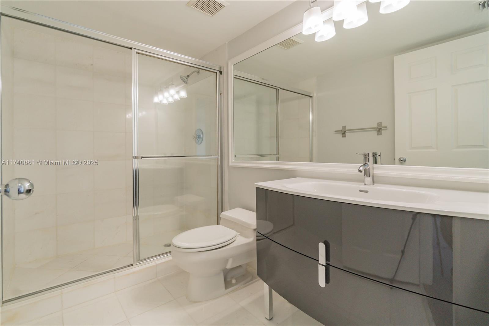3530 Mystic Pointe Dr #1513, Aventura FL 33180