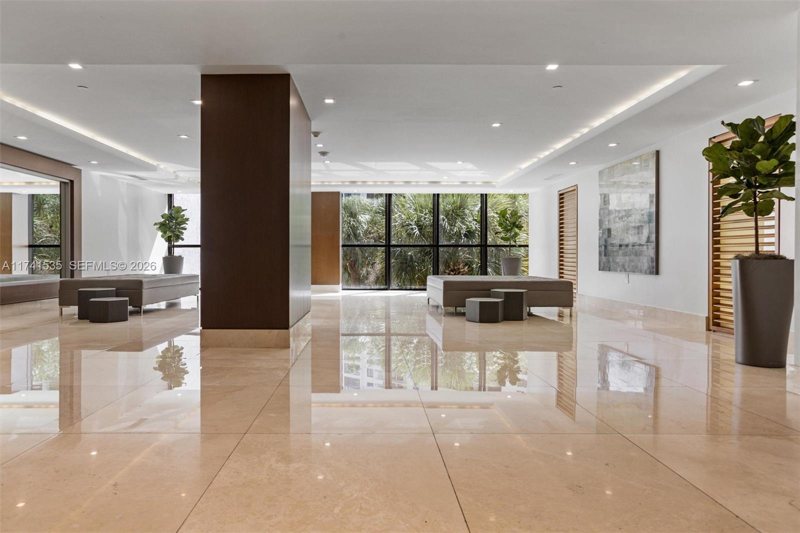 540 Brickell Key Dr #1519, Miami FL 33131
