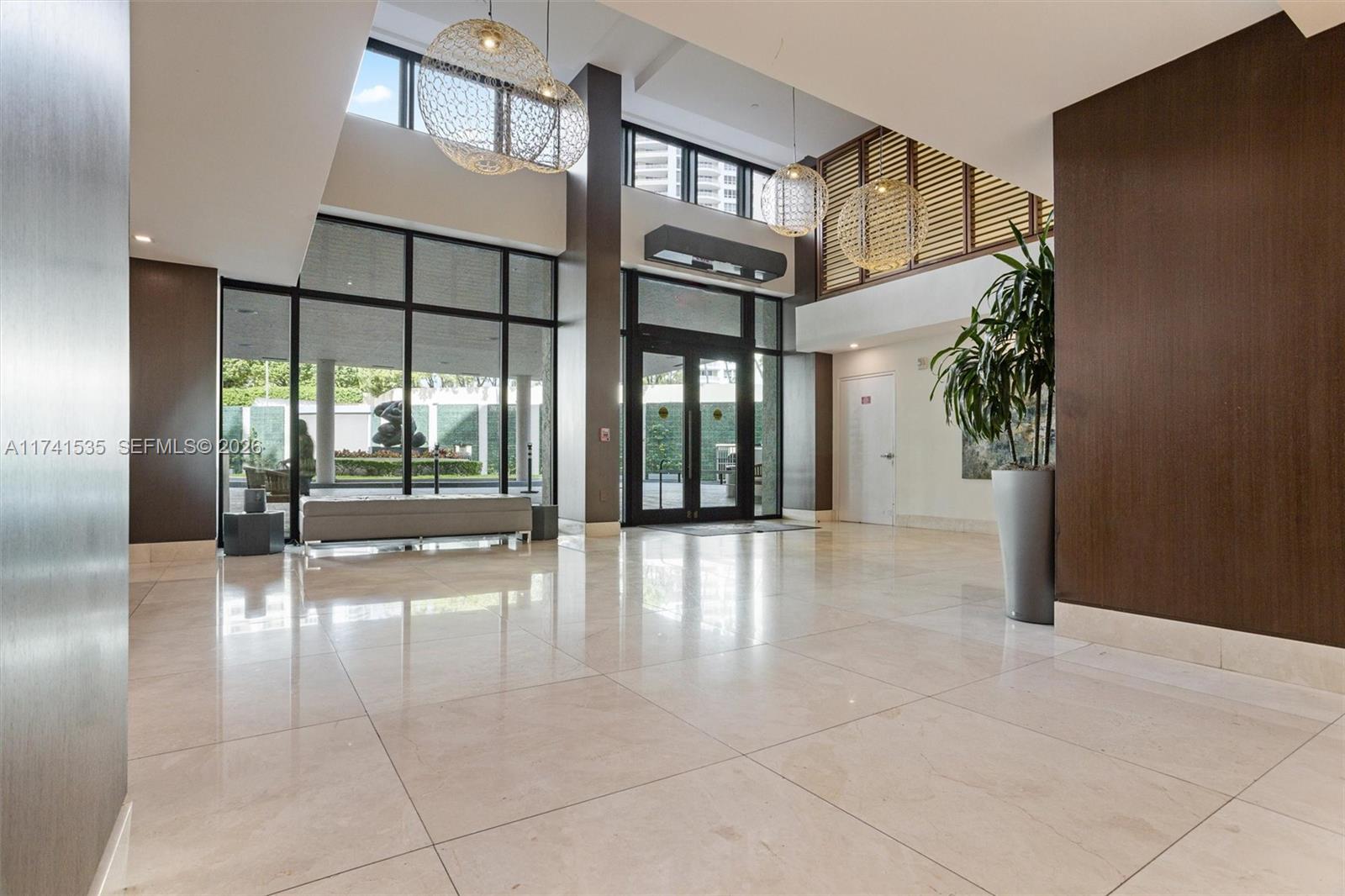 540 Brickell Key Dr #1519, Miami FL 33131