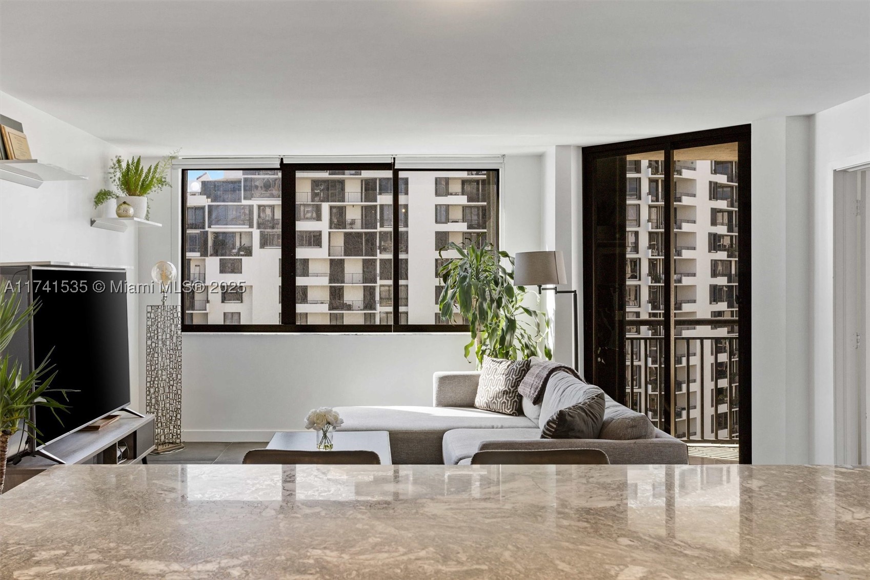 540 Brickell Key Dr #1519, Miami FL 33131