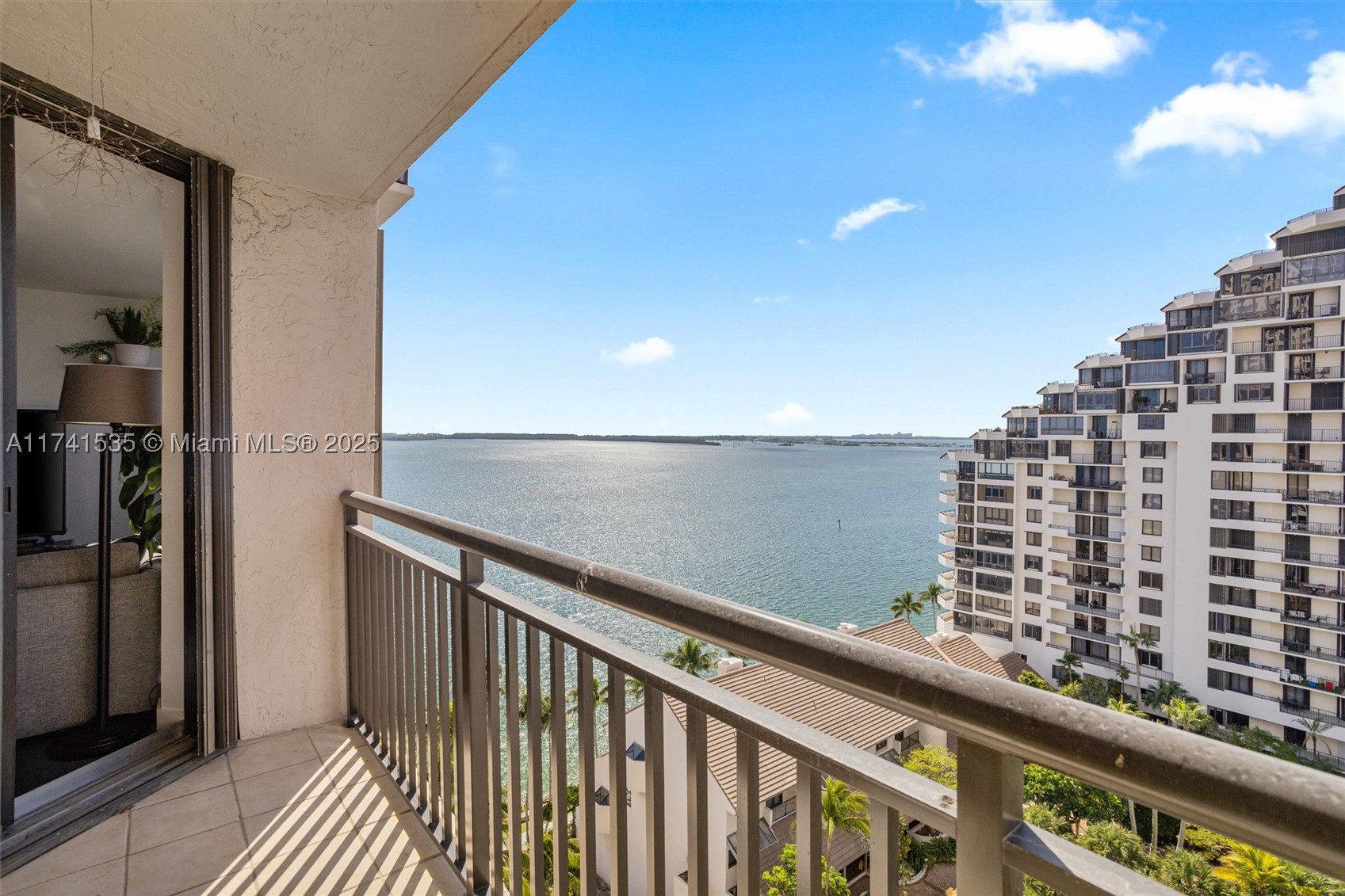 540 Brickell Key Dr #1519, Miami FL 33131