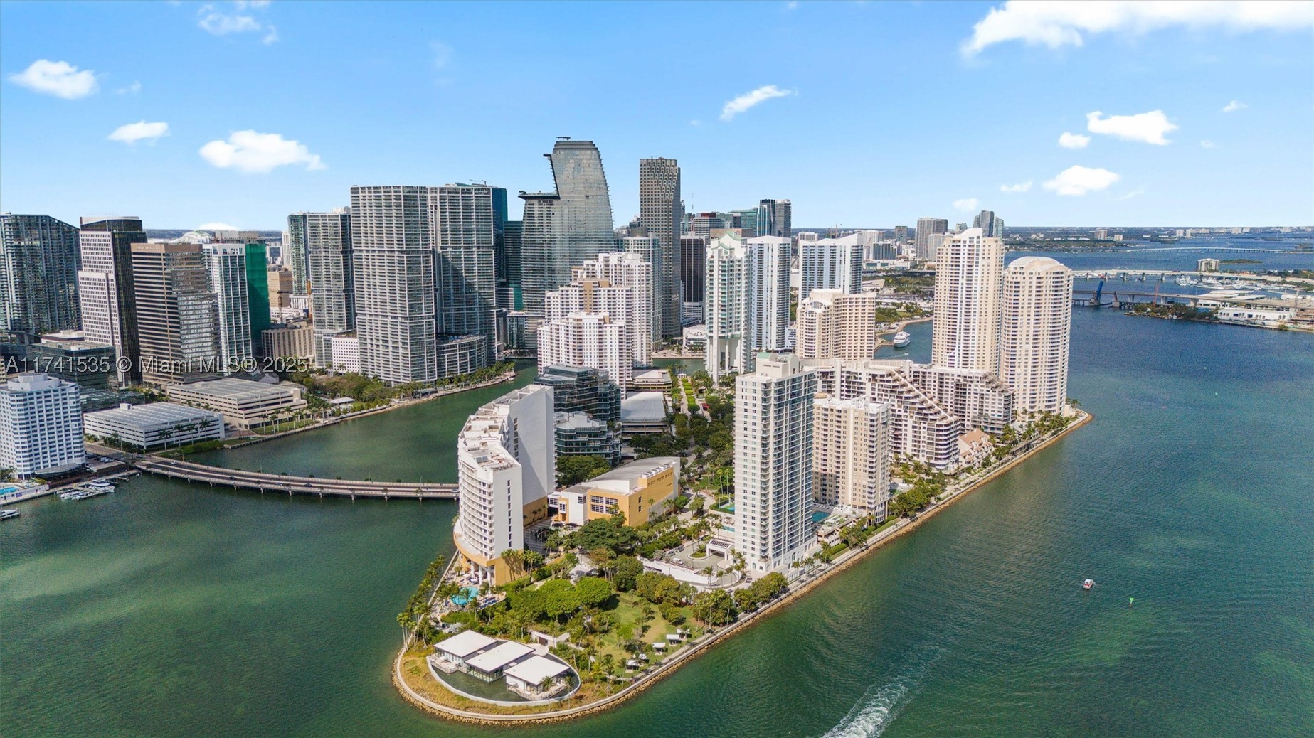 540 Brickell Key Dr #1519, Miami FL 33131