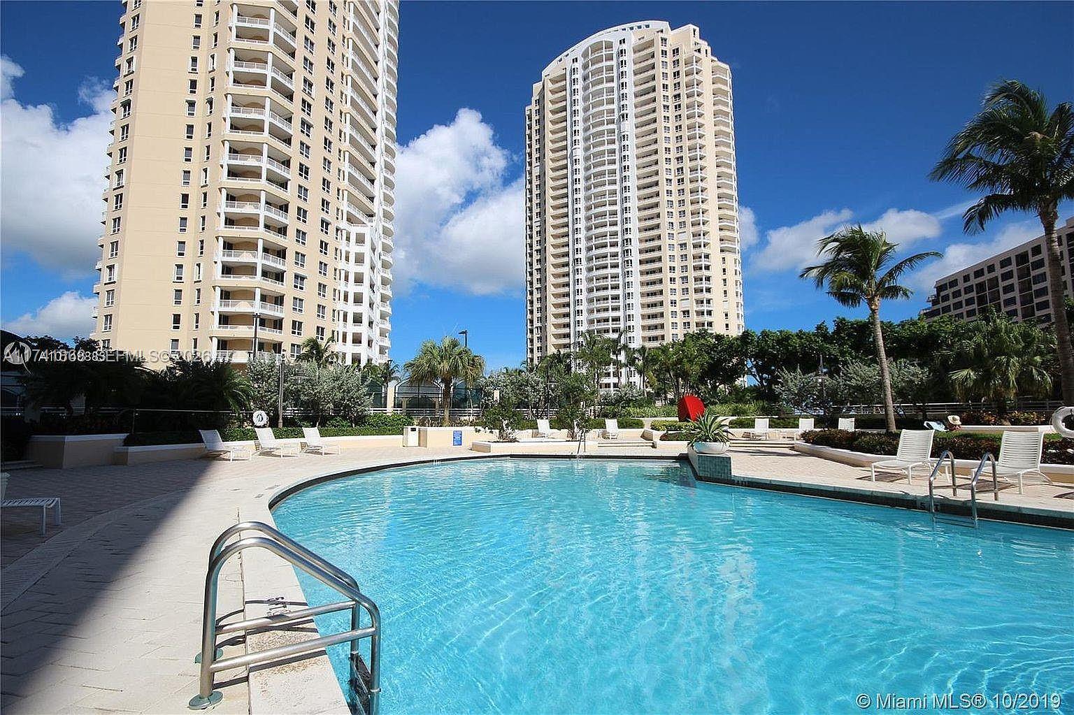 888 Brickell Key Dr #600, Miami FL 33131