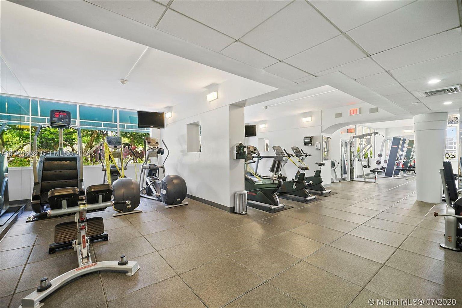 888 Brickell Key Dr #600, Miami FL 33131