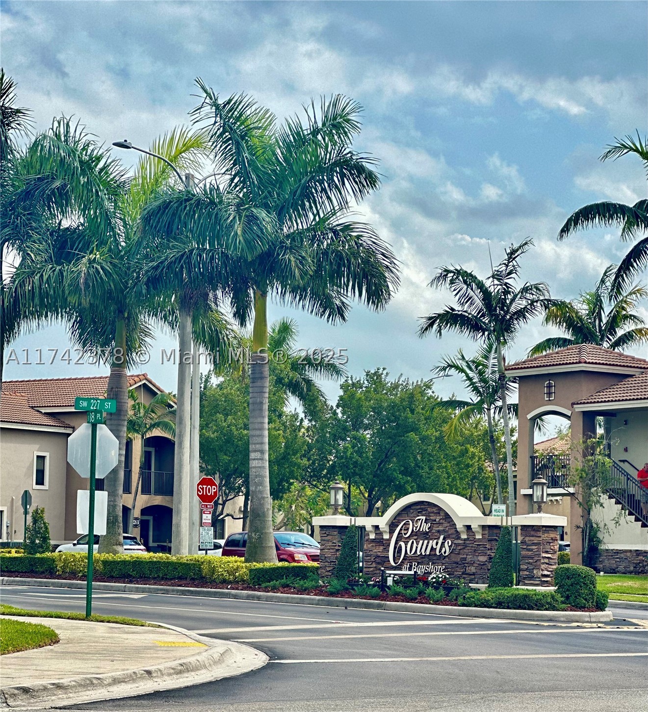 22441 SW 88th Pl #301-5, Cutler Bay FL 33190