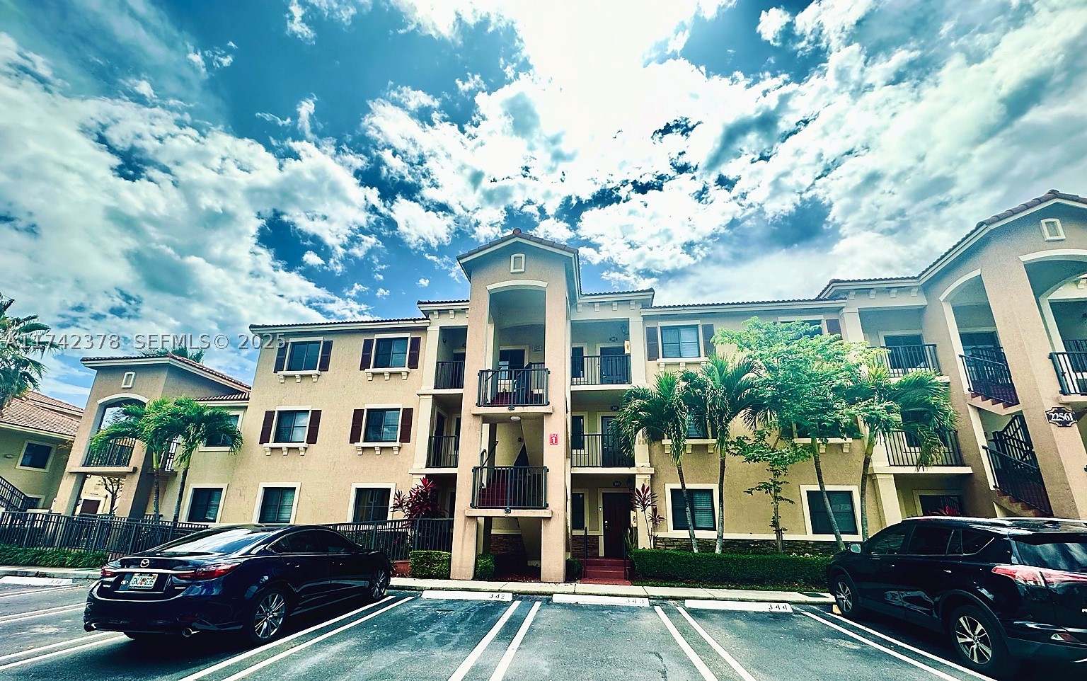 22441 SW 88th Pl #301-5, Cutler Bay FL 33190